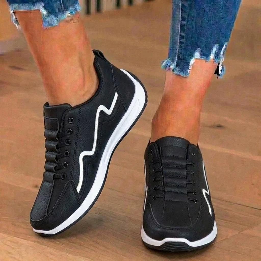 Sierlijke Orthopedische Sneakers voor Moderne Look