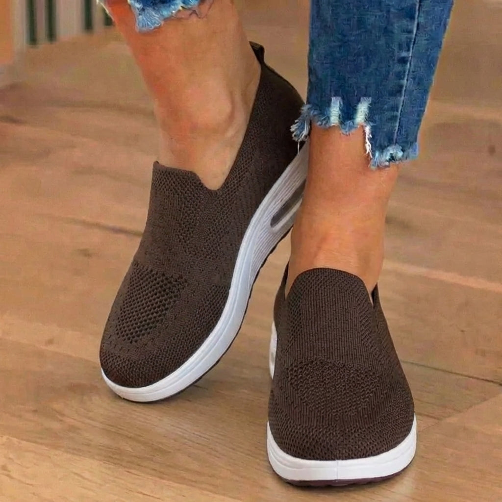 Sierlijke Orthopedische Sneakers voor Moderne Look