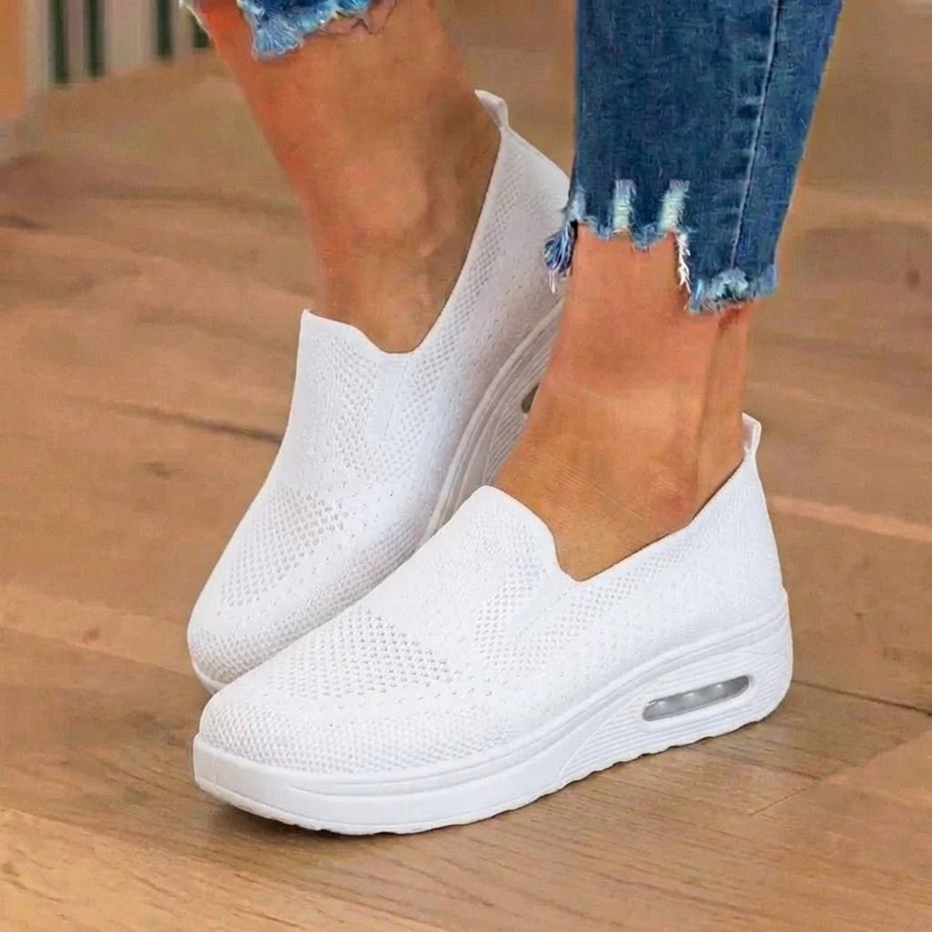 Sierlijke Orthopedische Sneakers voor Moderne Look