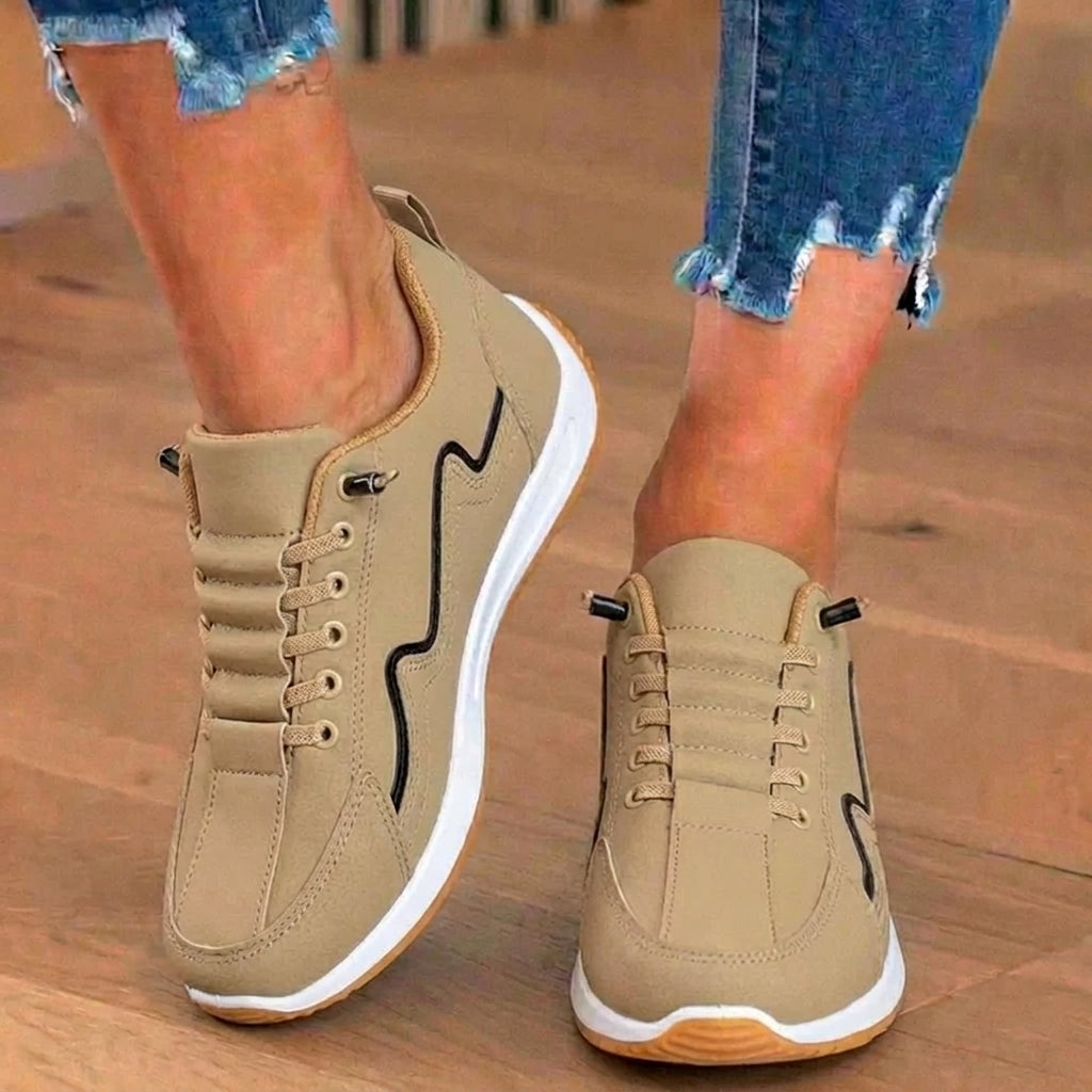 Sierlijke Orthopedische Sneakers voor Moderne Look